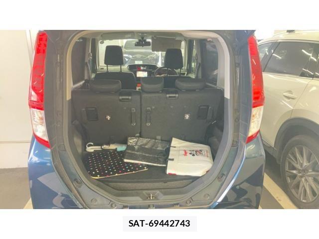 Toyota ROOMY 2018-03 8884270-15