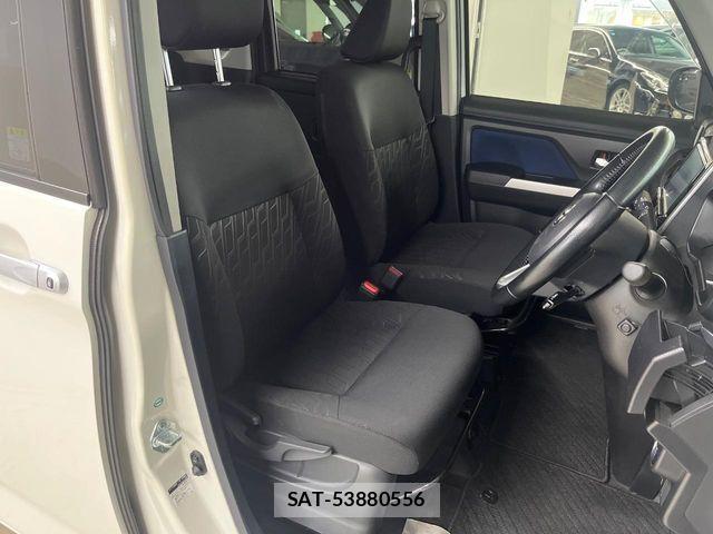 Toyota ROOMY 2017-05 8884268-7