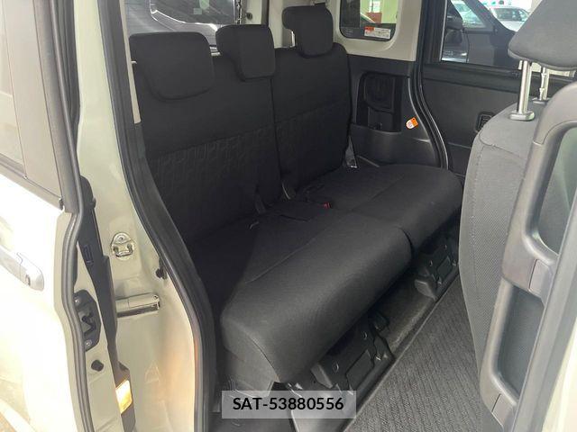 Toyota ROOMY 2017-05 8884268-8