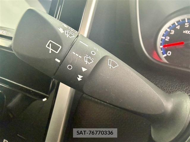 Toyota ROOMY 2021-03 8884265-9