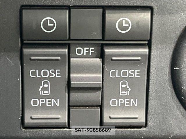 Toyota ROOMY 2021-12 8884264-4