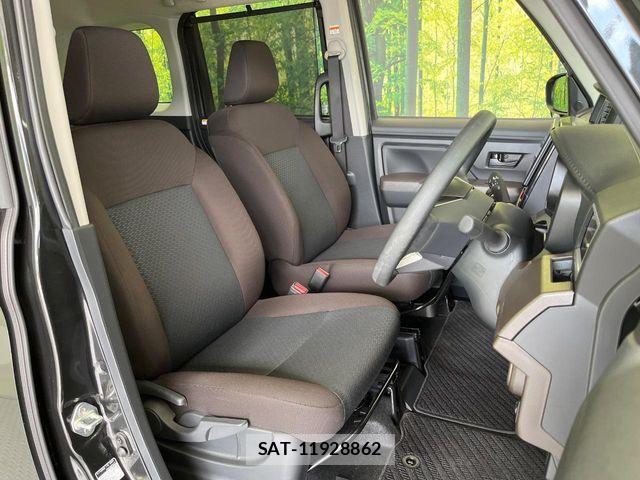 Toyota ROOMY 2024-10 8884266-8