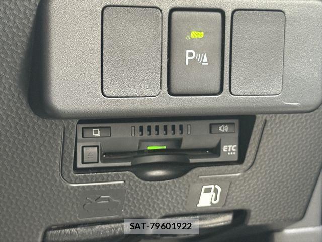 Toyota ROOMY 2021-07 8884269-25