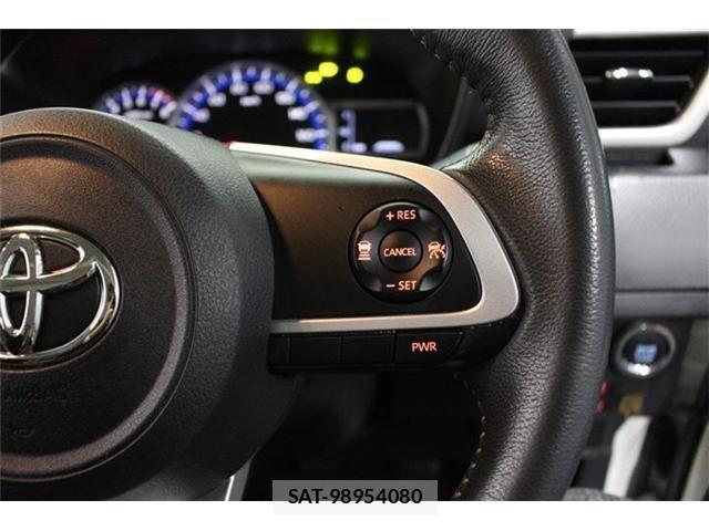 Toyota ROOMY 2021-09 513569-17
