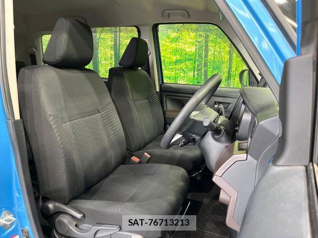 Toyota ROOMY 2018-09 6272754-8