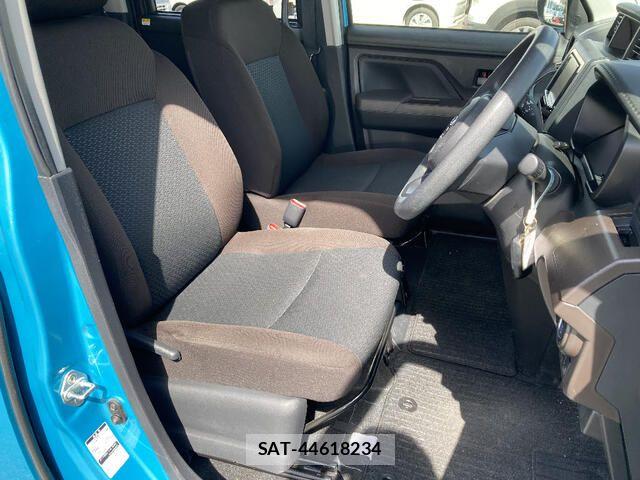 Toyota ROOMY 2021-02 6614509-15