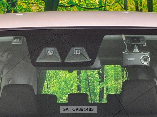 Toyota ROOMY 2022-03 6642378-5