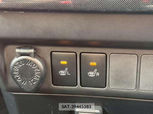Toyota ROOMY 2021-03 6642379-2