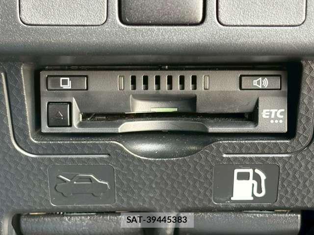 Toyota ROOMY 2021-03 6642379-6