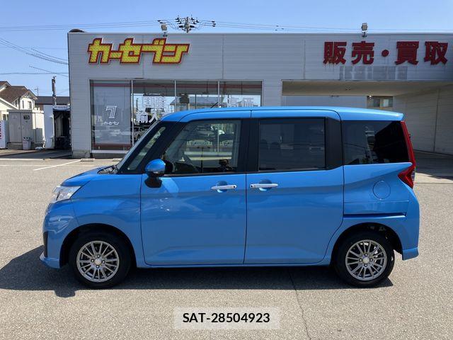 Toyota ROOMY 2017-10 6677810-8