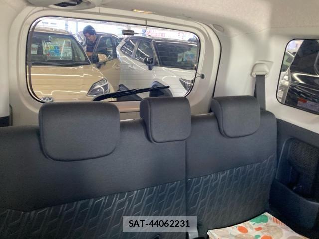 Toyota ROOMY 2018-02 6912142-14