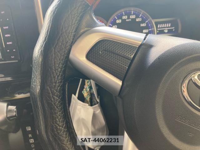 Toyota ROOMY 2018-02 6912142-17