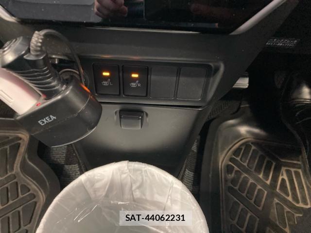Toyota ROOMY 2018-02 6912142-22