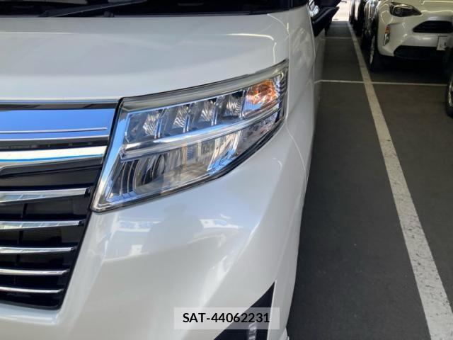 Toyota ROOMY 2018-02 6912142-4