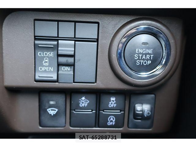Toyota ROOMY 2023-11 6912139-21