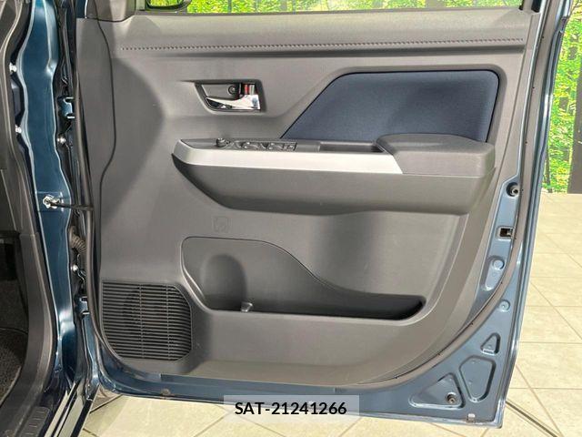 Toyota ROOMY 2023-08 6997829-13