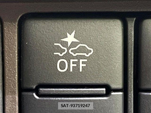 Toyota ROOMY 2024-04 7224381-3