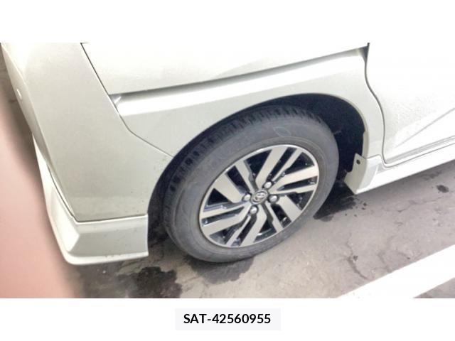 Toyota ROOMY 2021-09 7216353-9