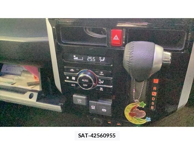 Toyota ROOMY 2021-09 7216353-17