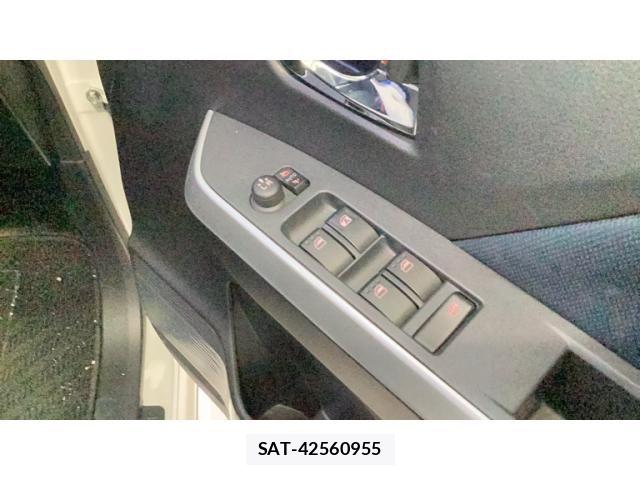 Toyota ROOMY 2021-09 7216353-19