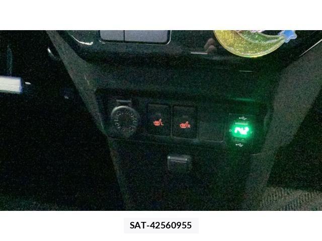 Toyota ROOMY 2021-09 7216353-22