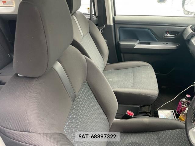 Toyota ROOMY 2021-09 7216347-11