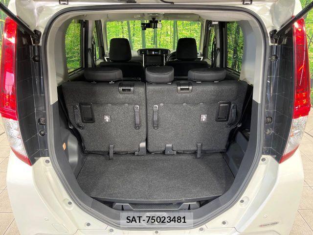 Toyota ROOMY 2018-04 7252152-9