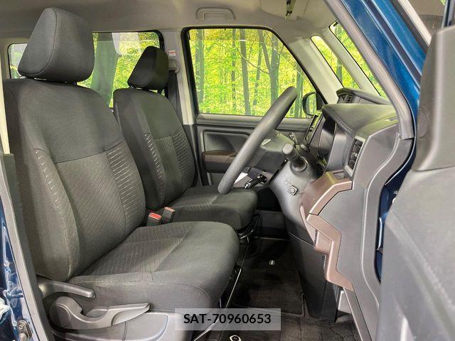 Toyota ROOMY 2017-08 7250133-6