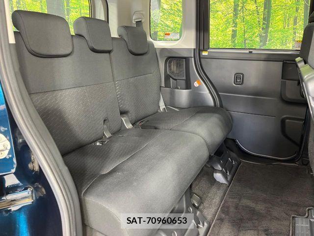 Toyota ROOMY 2017-08 7250133-8