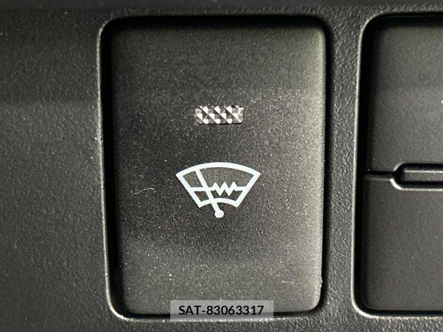 Toyota ROOMY 2023-04 7329821-4