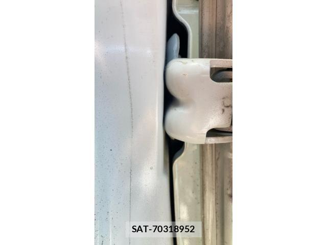 Toyota ROOMY 2024-06 7329826-27