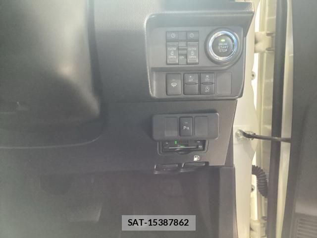 Toyota ROOMY 2021-07 7329822-9