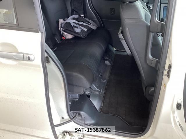 Toyota ROOMY 2021-07 7329822-12
