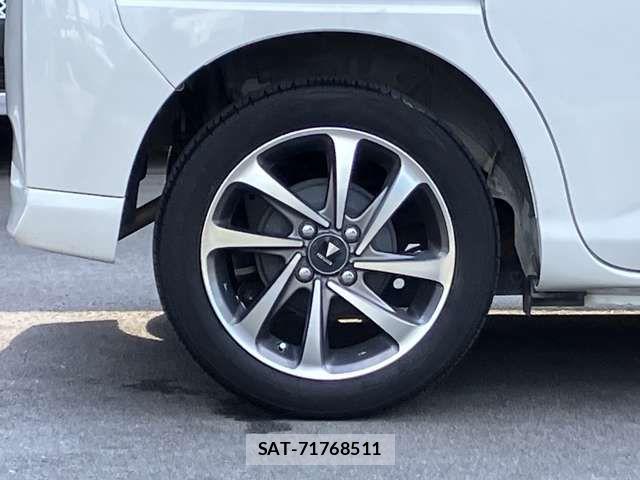 Toyota ROOMY 2023-08 7359650-17
