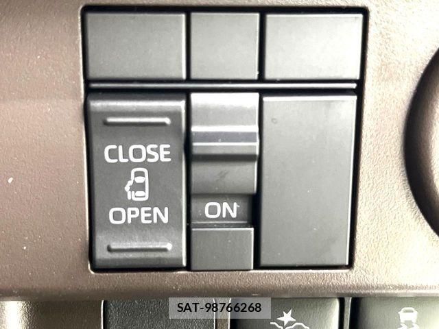 Toyota ROOMY 2026-01 7457416-2