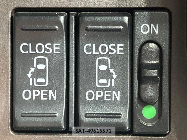 Toyota ROOMY 2018-11 7502661-2