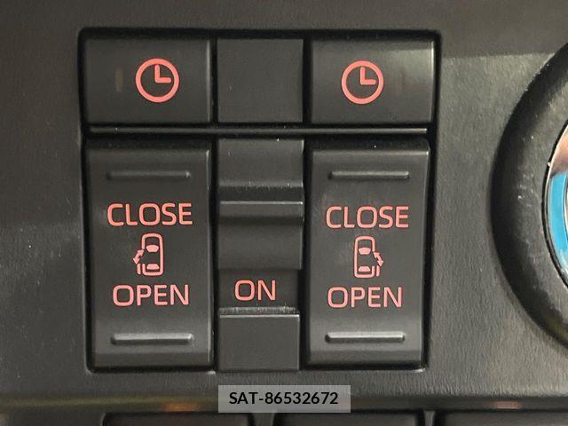 Toyota ROOMY 2021-06 7502659-3
