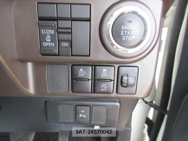 Toyota ROOMY 2022-02 7619646-4
