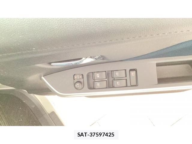 Toyota ROOMY 2021-07 7879197-14