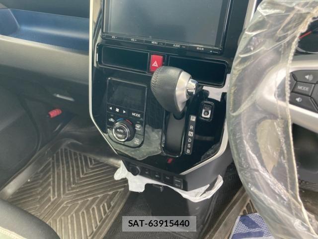 Toyota ROOMY 2018-02 7903324-8