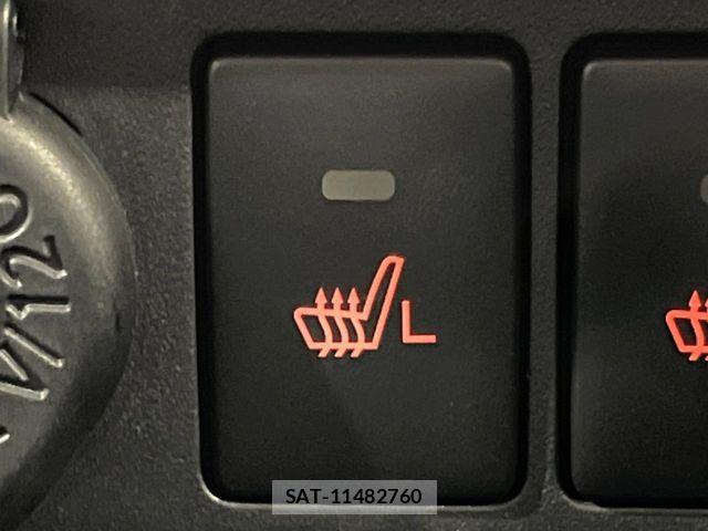 Toyota ROOMY 2021-07 8037976-6