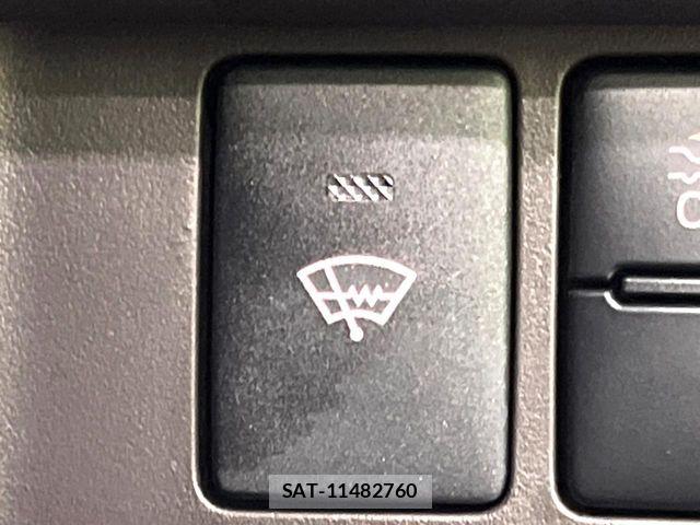 Toyota ROOMY 2021-07 8037976-7