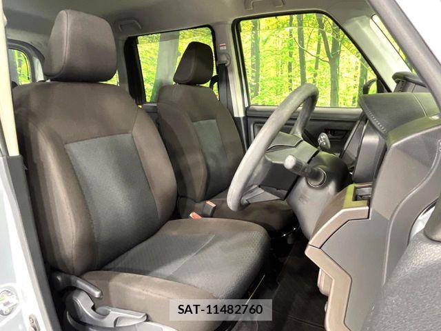 Toyota ROOMY 2021-07 8037976-8