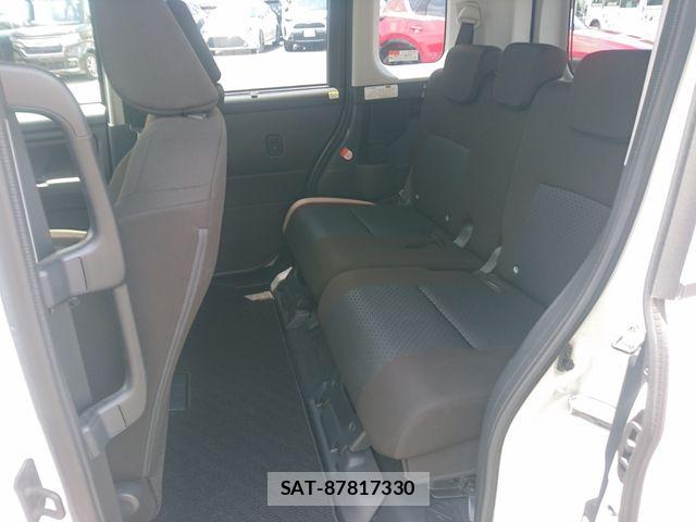 Toyota ROOMY 2023-01 8037981-13