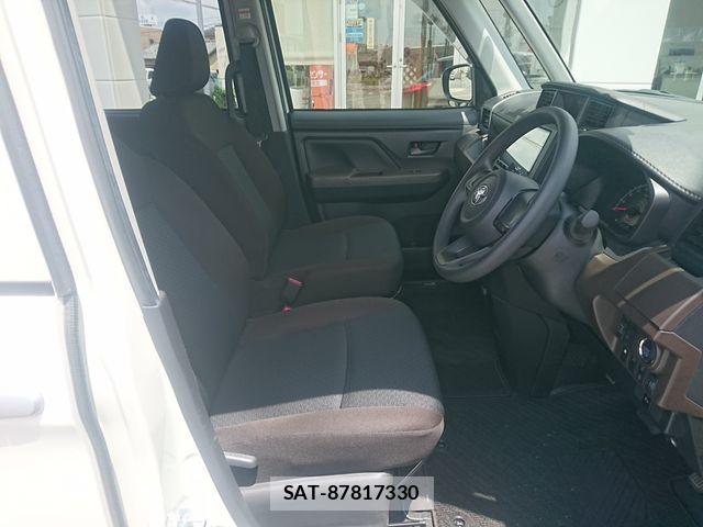 Toyota ROOMY 2023-01 8037981-1