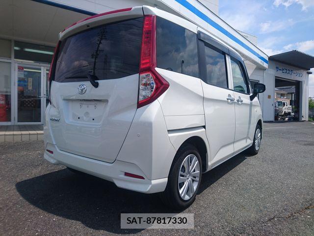 Toyota ROOMY 2023-01 8037981-3