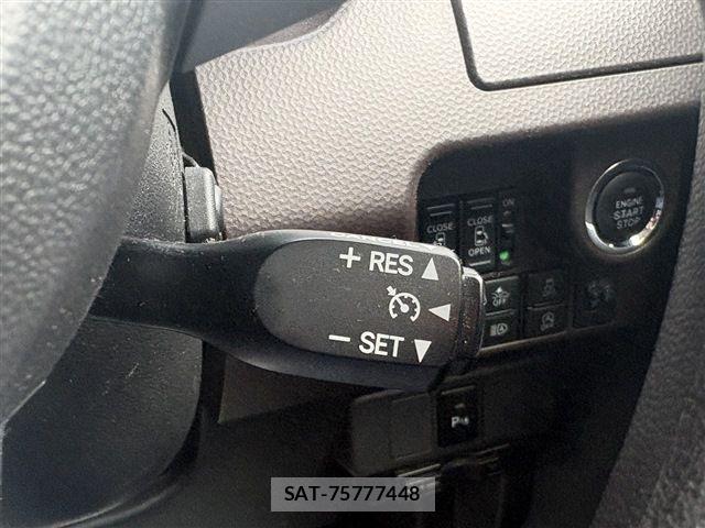Toyota ROOMY 2019-05 8037979-29