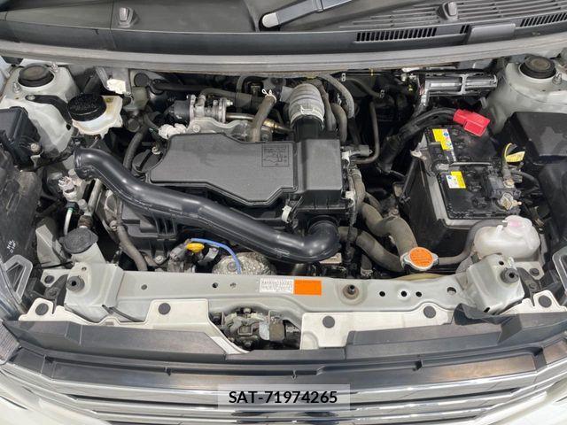 Toyota ROOMY 2021-11 8075393-18