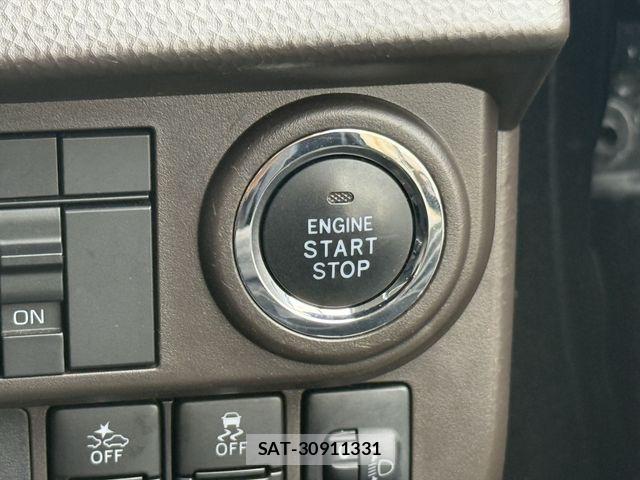 Toyota ROOMY 2021-01 8209956-25