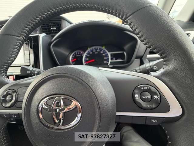 Toyota ROOMY 2020-09 8231642-11